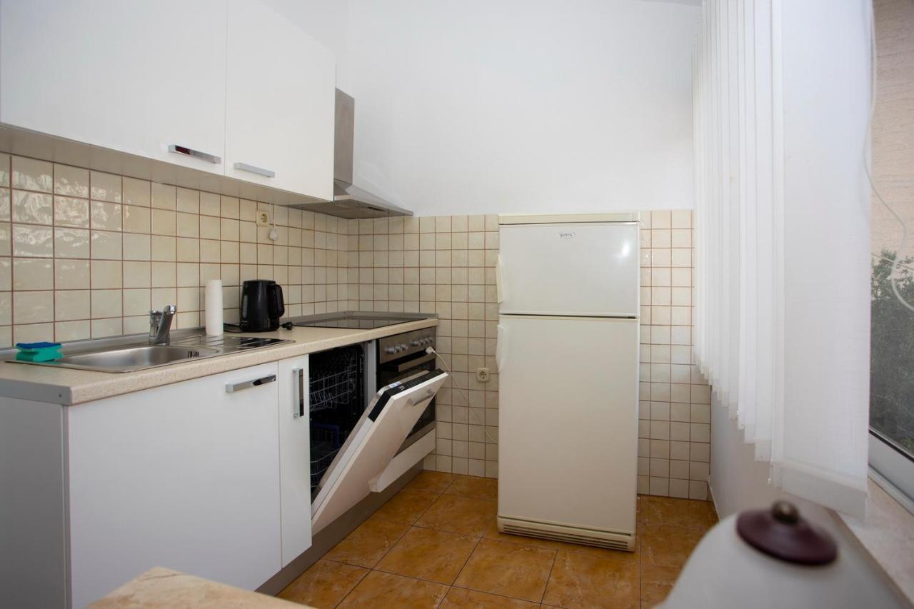 Apartmani Miki Podgora Luaran gambar