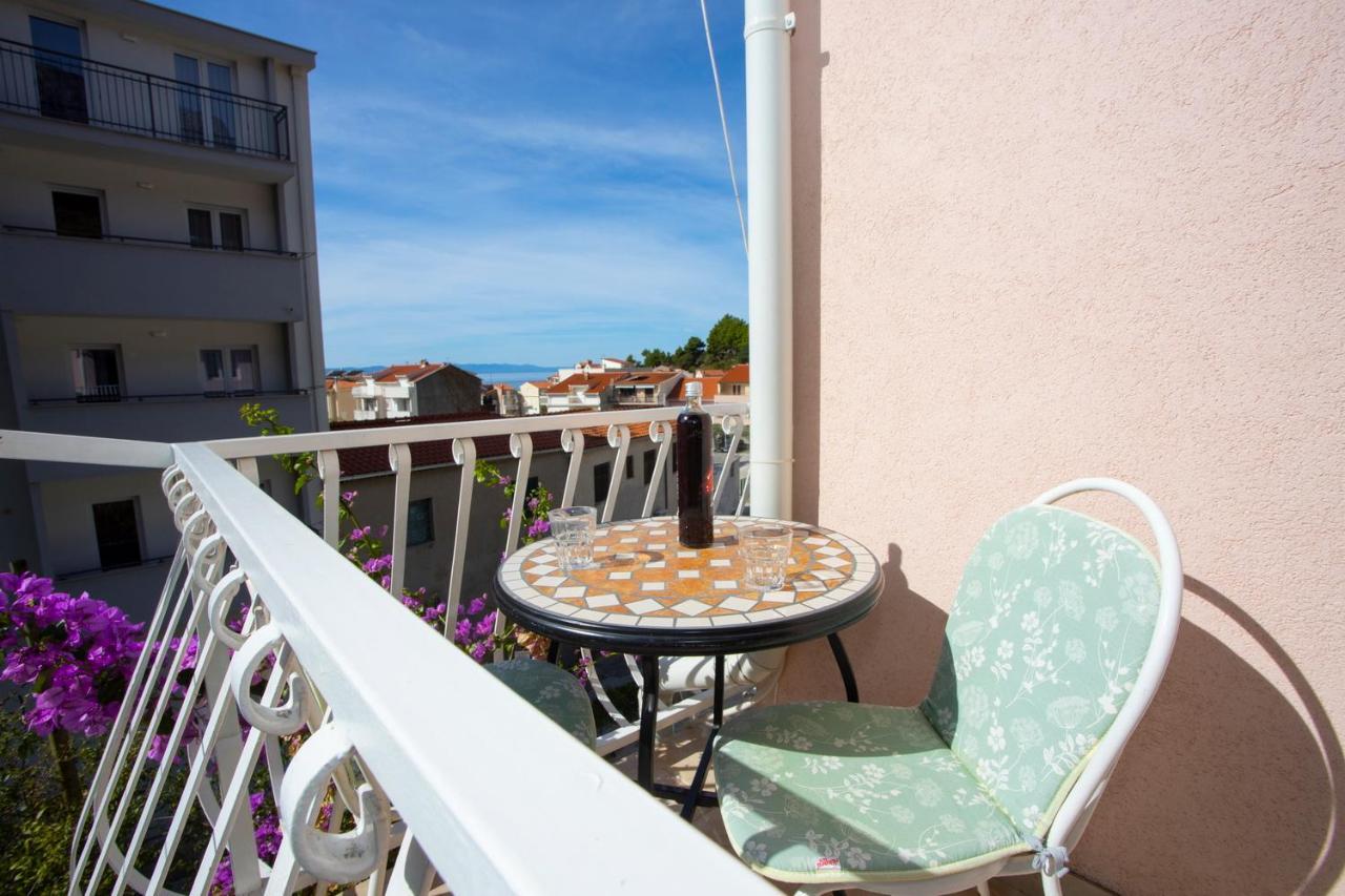 Apartmani Miki Podgora Luaran gambar