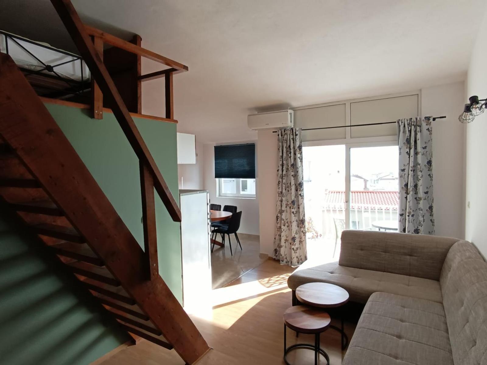 Apartmani Miki Podgora Luaran gambar