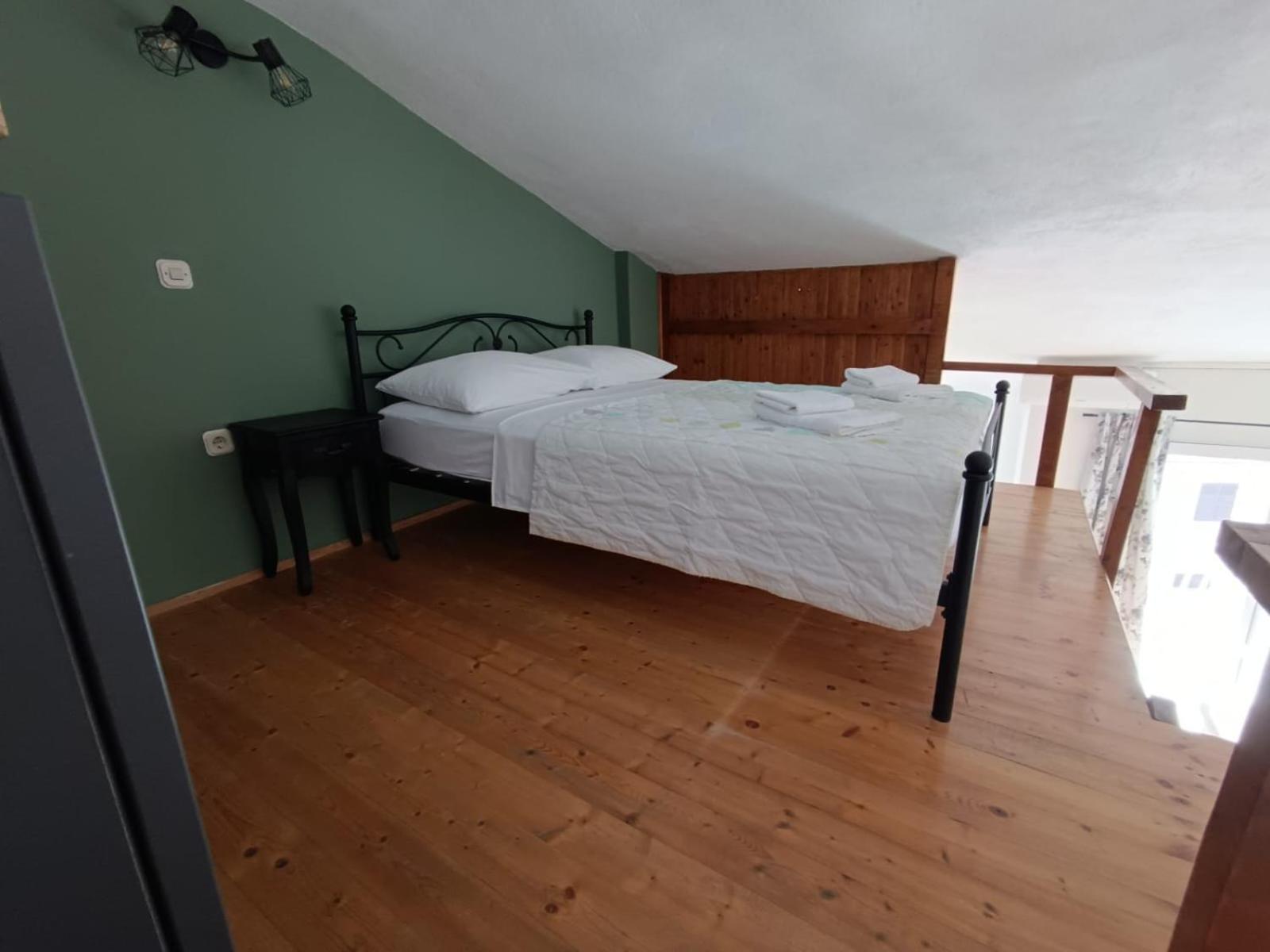 Apartmani Miki Podgora Luaran gambar