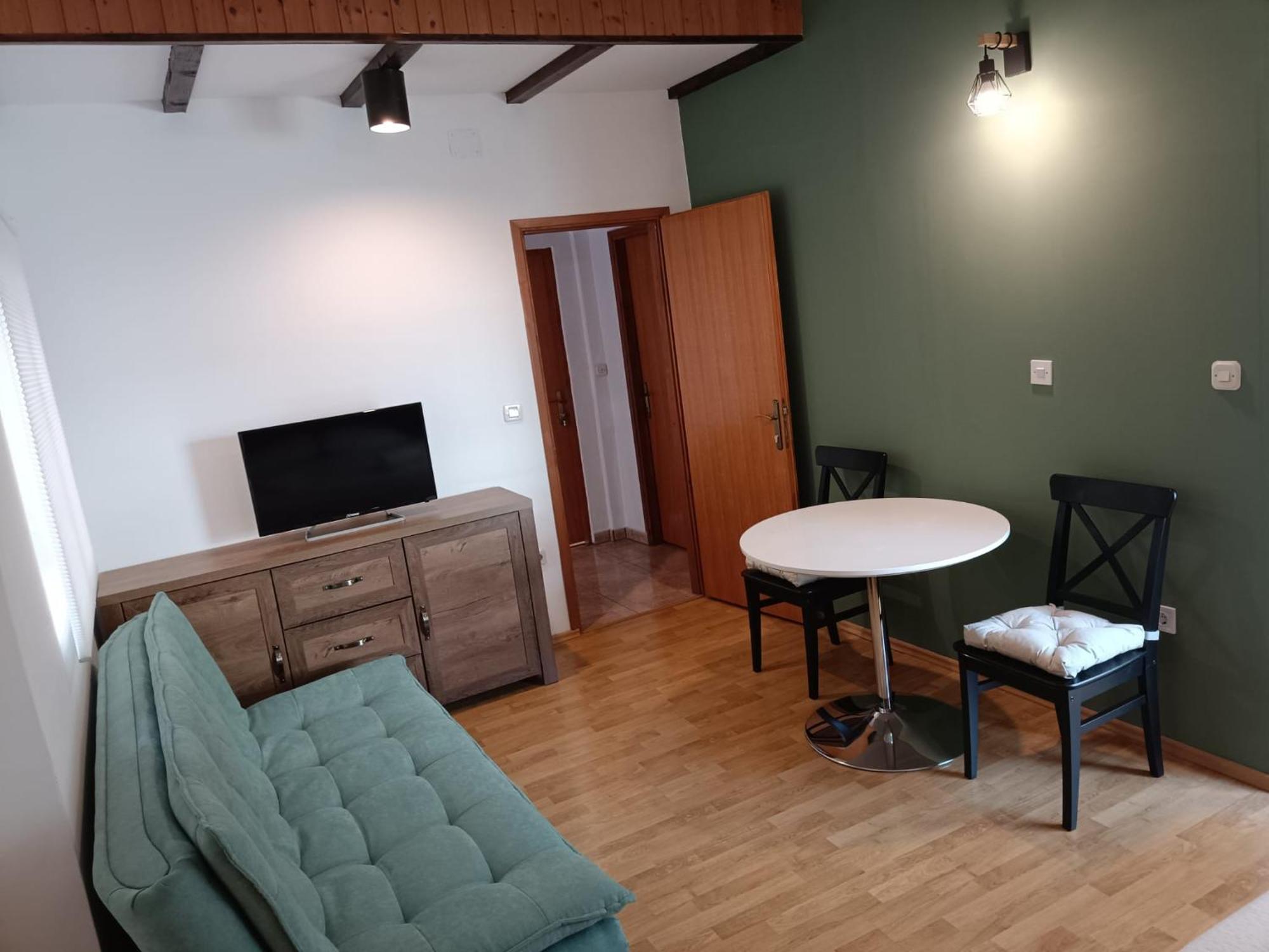 Apartmani Miki Podgora Luaran gambar