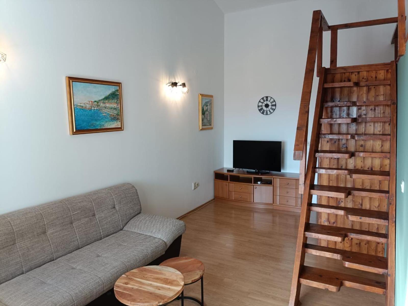 Apartmani Miki Podgora Luaran gambar